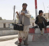 د کندهار ځانمرګو بريدونو کې د يو خبريال او انځور اخېستونکي ټپي کېدل
